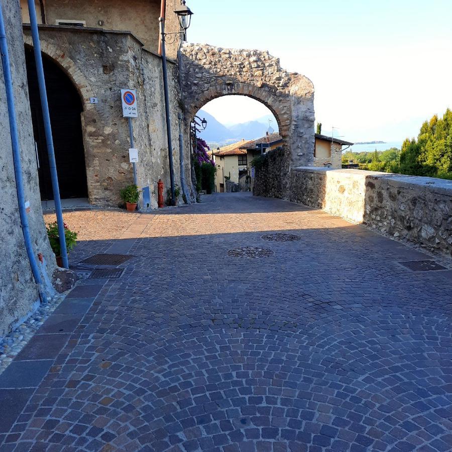 B&B Casa Santa Lucia Manerba del Garda Exterior photo