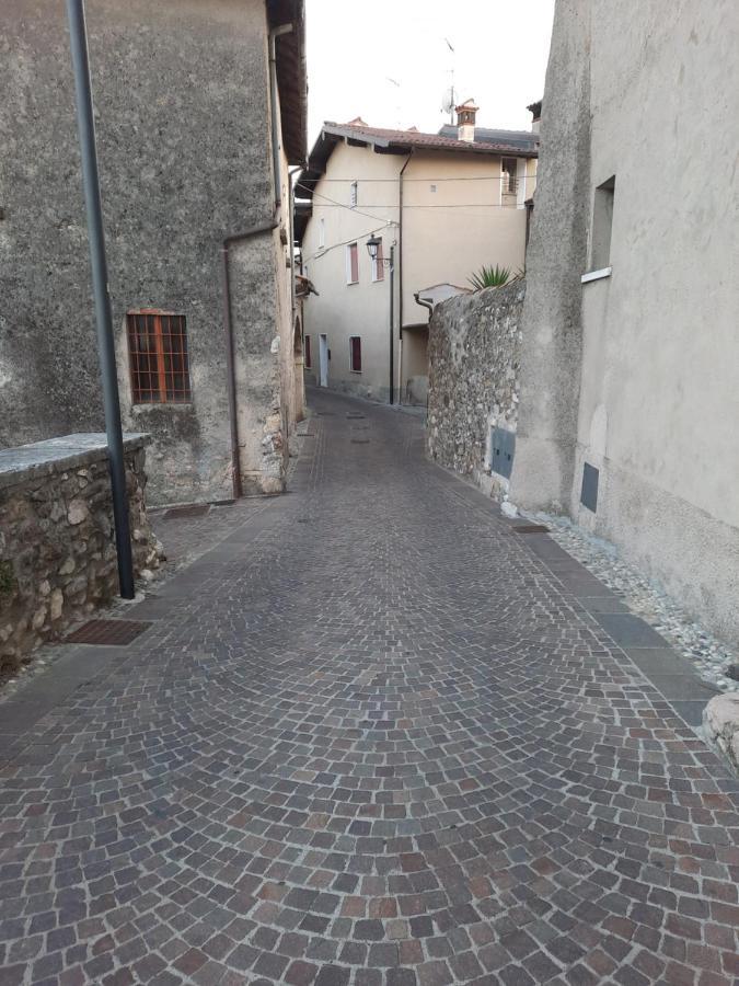 B&B Casa Santa Lucia Manerba del Garda Exterior photo