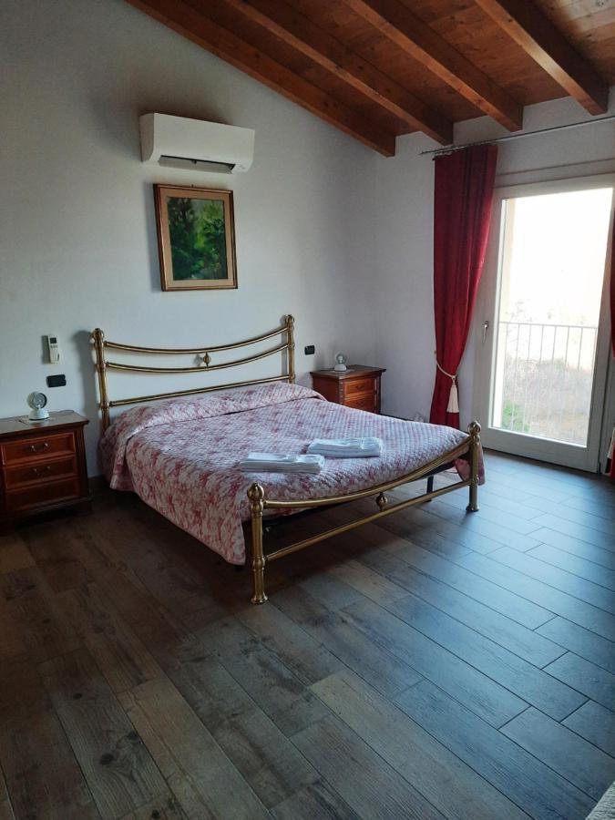 B&B Casa Santa Lucia Manerba del Garda Room photo